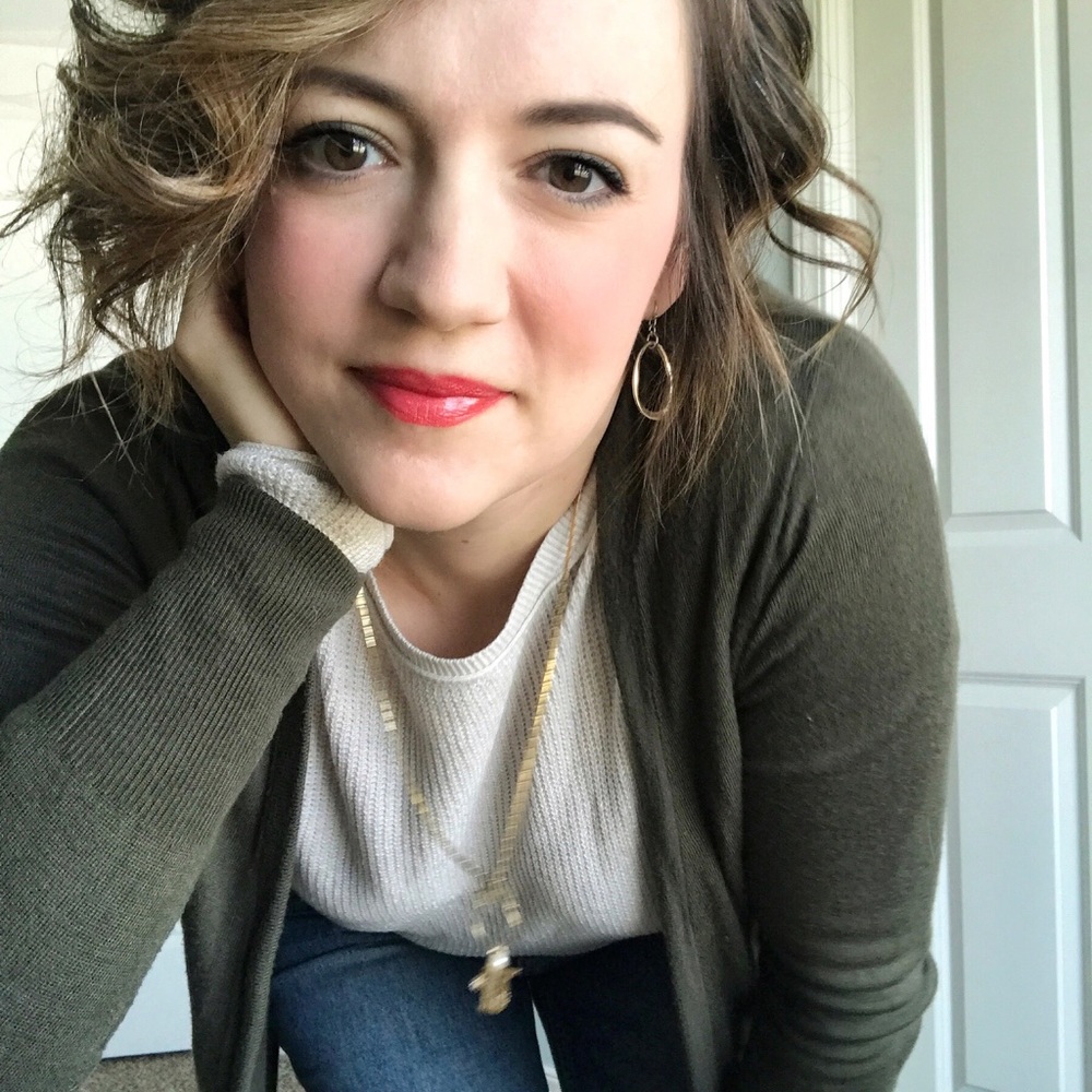 Meet your Posher, Dania